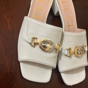 Gucci Sukey Leather Slides